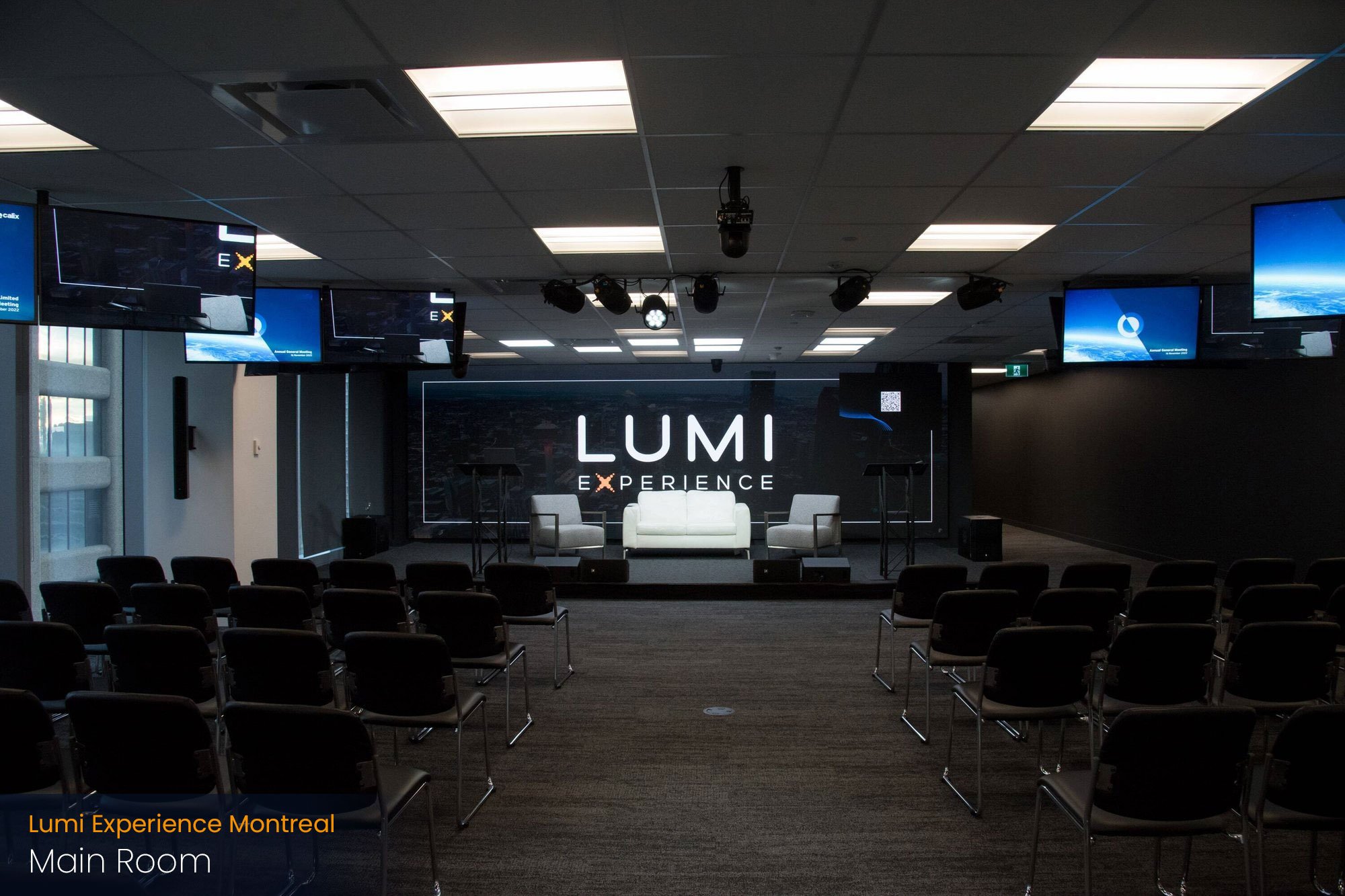 lumi-global-experience-calgary-main-room-1