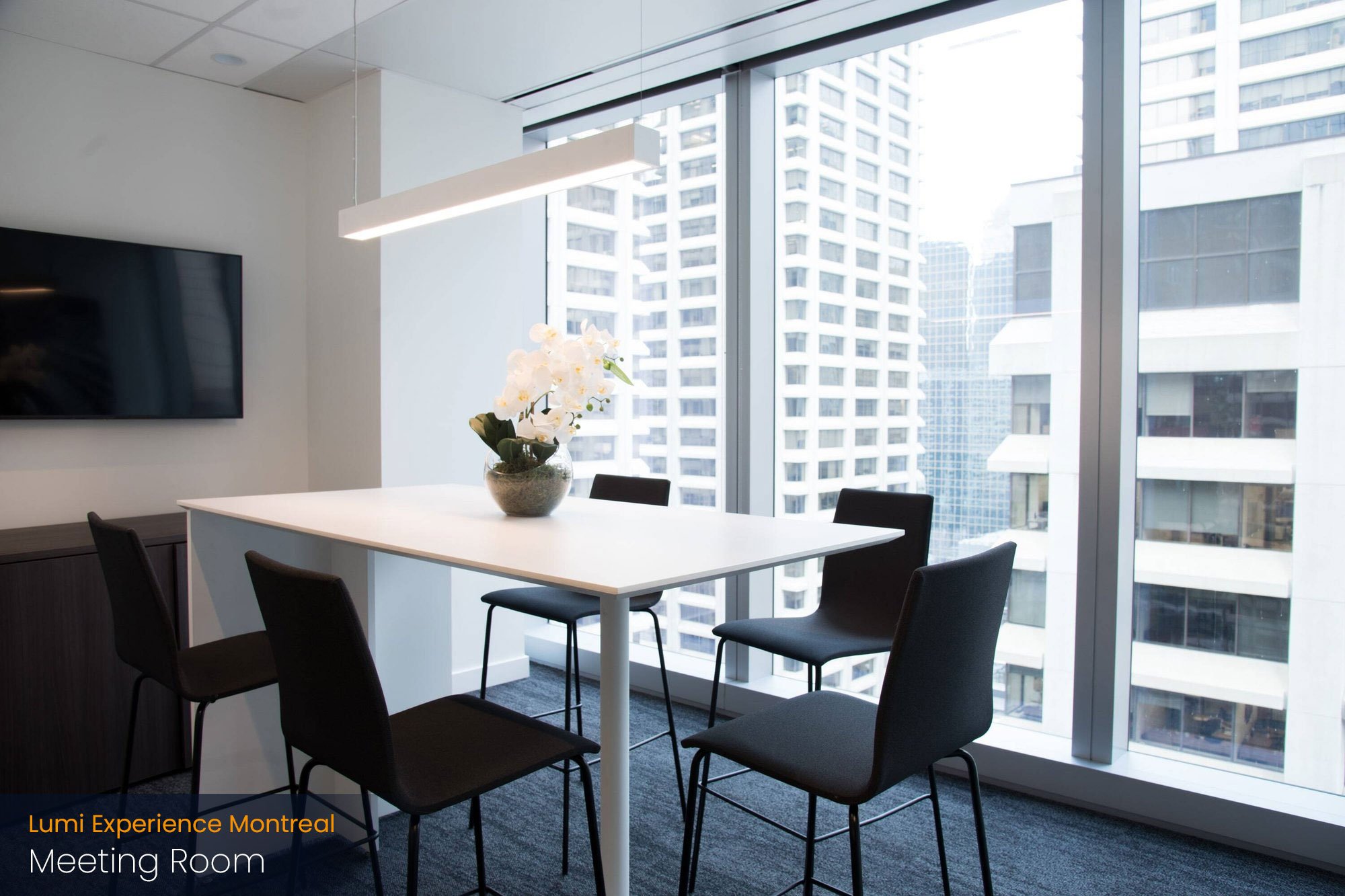 lumi-global-experience-calgary-meeting-room-2