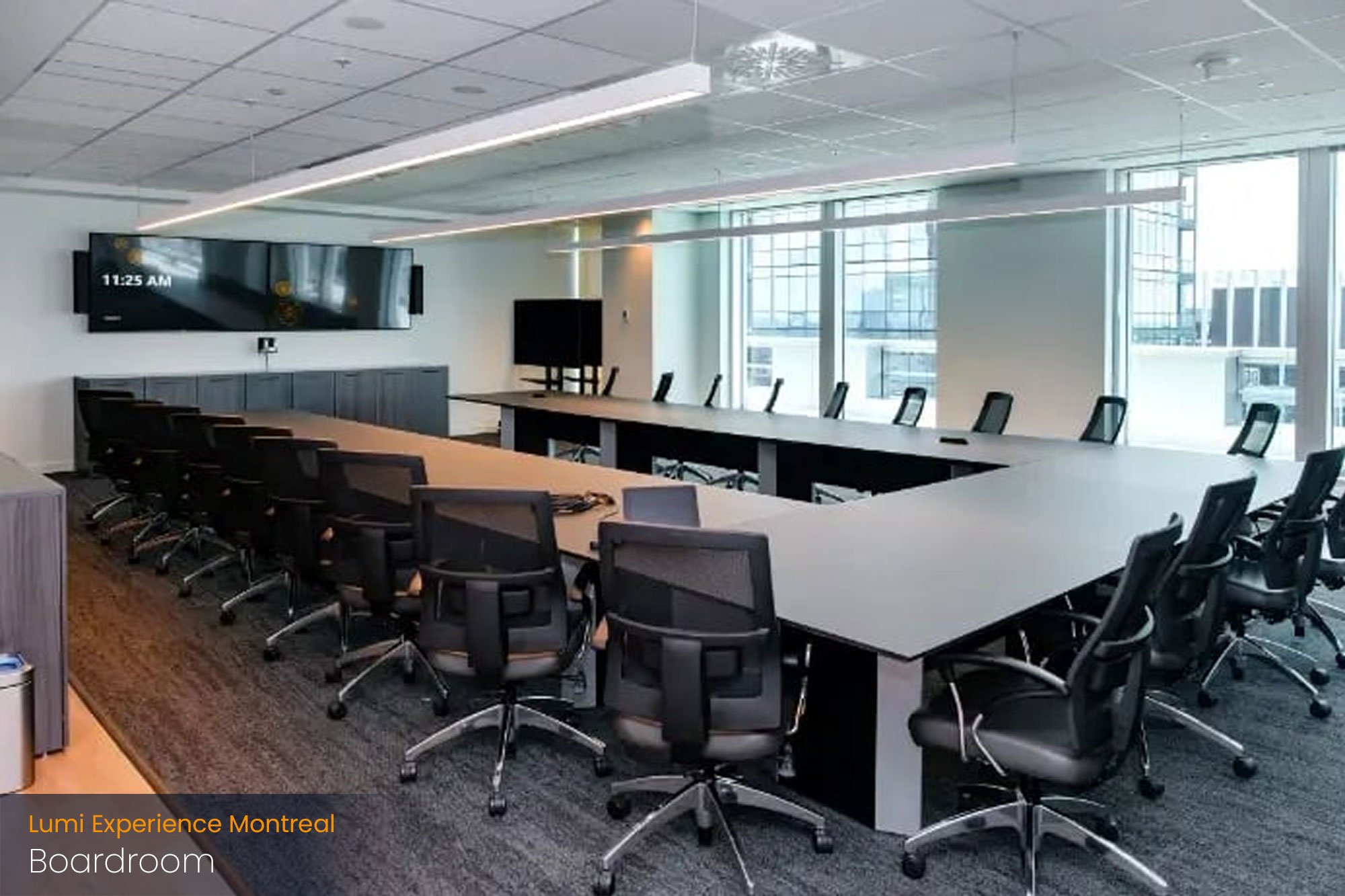 lumi-global-experience-montreal-boardroom-1