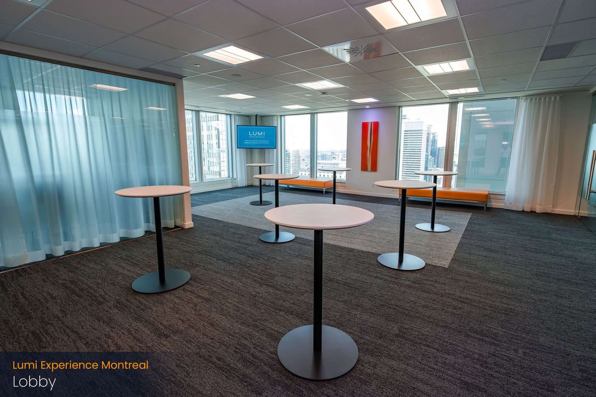 lumi-global-experience-montreal-lobby-1