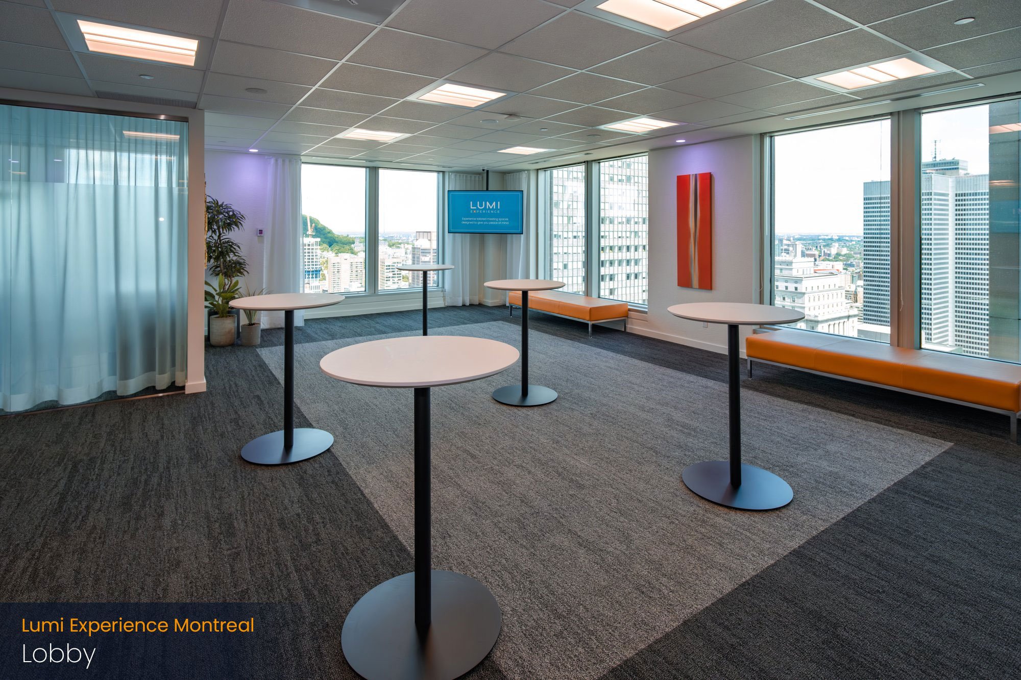 lumi-global-experience-montreal-lobby-2
